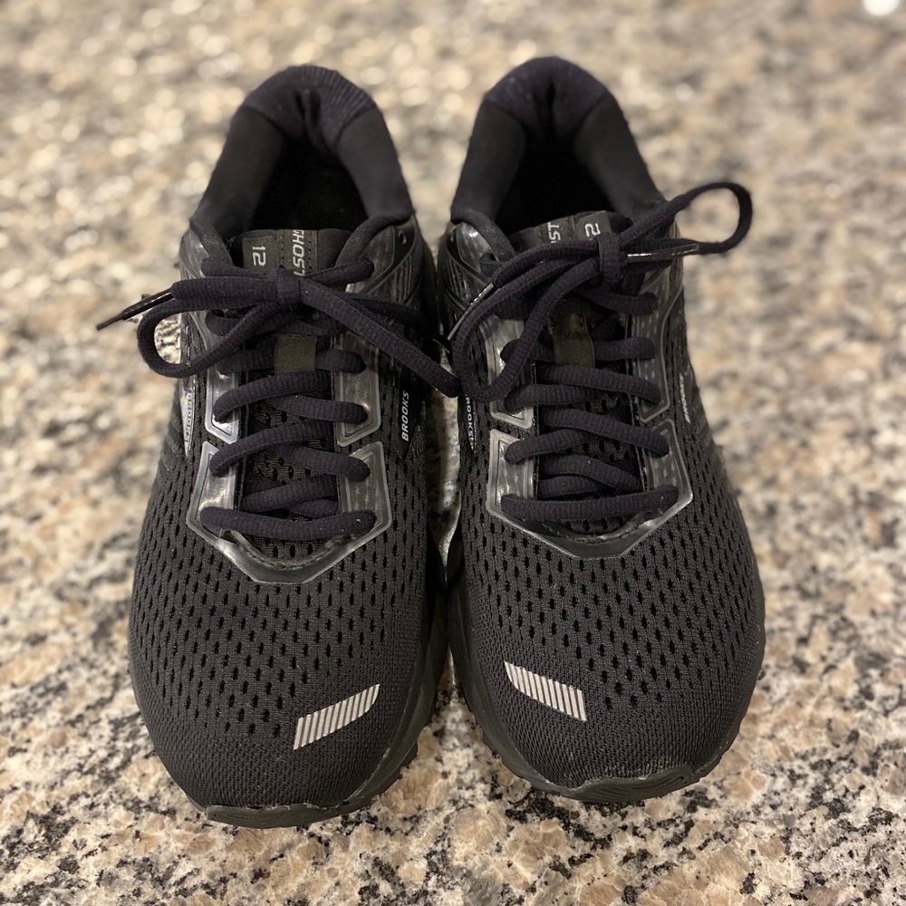 Brooks Ghost 12 - Black/Grey